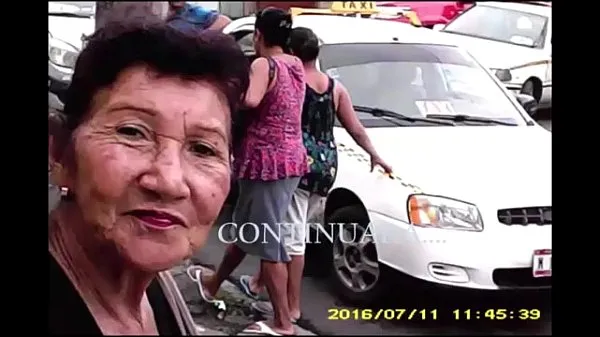 Caliente Amateur la abuela chupando tubo total