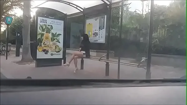 热bitch at a bus stop总管