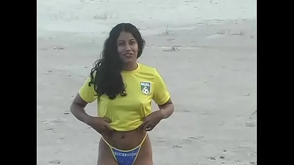 Hot Paty Upp appearing for the 2018 World Cup total Tube