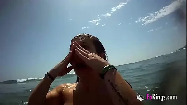 گرم Little Mermaid XXX: Sol fingers herself in the Valencia's seaside کل ٹیوب