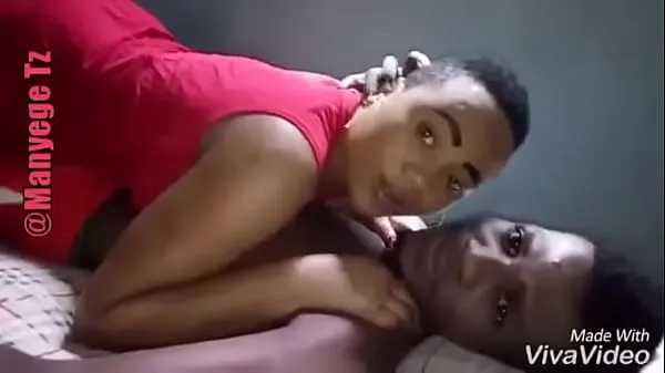 گرم Romance with my girlfriend and hard sex follows ( kutombana na demu wangu کل ٹیوب