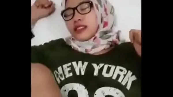 ยอดนิยม Malay Tudung Fuck & Facial Tube ทั้งหมด