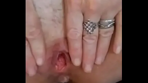 Hot My shaved pussy (masturbation after work totalt rør