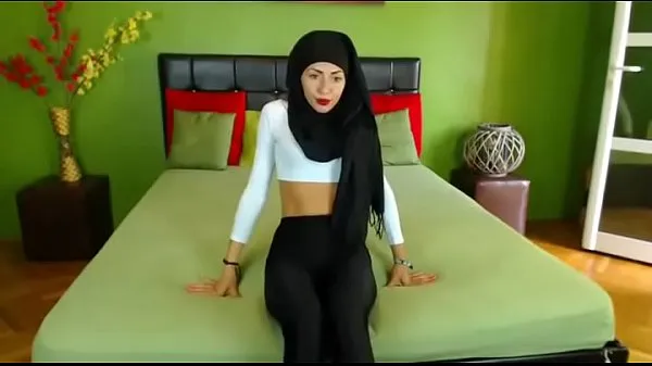 Arab woman breaks away from her oppresive husband and strips for me, a white guy. If you want to pin her legs back and fuck her, please contact me. She'll fuck anyone but she LOVES black guys Jumlah Tiub Panas