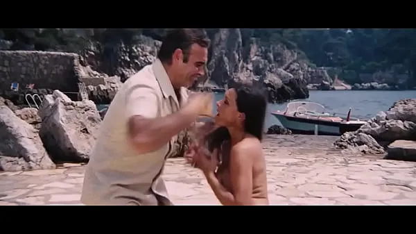 ホット Diamonds are Forever: Sexy Nip GIF 合計チューブ