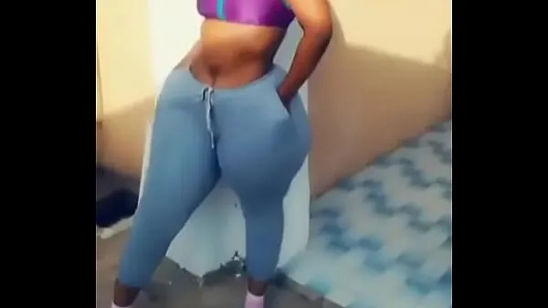 Hot African girl big ass (wide hips celková trubica