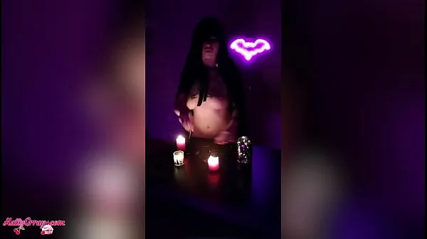 Hot Sexy Bitch Juicy Jerking Off On Camera - Halloween totalt rör