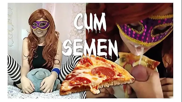 Hot Pervert eats pizza with dick sauce celková trubica