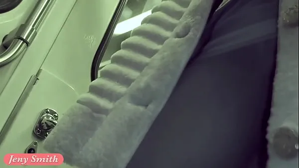 گرم A Subway Groping Caught on Camera کل ٹیوب