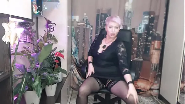 Sıcak Slave mommy AimeeParadise. START-STOP show from an experienced Master. Submission is the main virtue of a Woman! Hands behind your back, bitch! Get on your knees, slut toplam Tüp