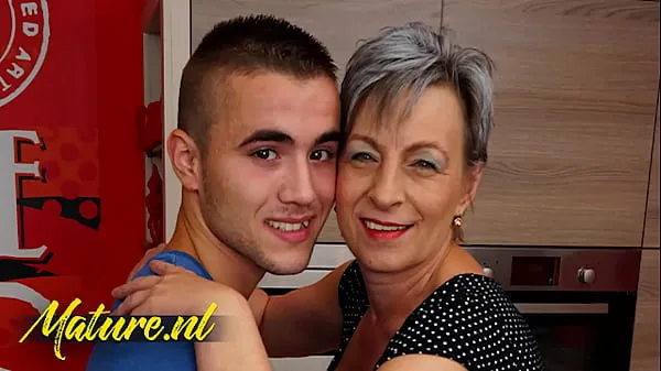 Hot Horny Stepson Always Knows How to Make His Step Mom Happy totalt rör