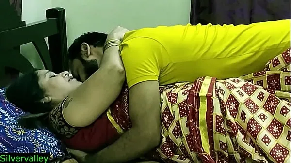 Heet Indian xxx sexy Milf aunty secret sex with son in law!! Real Homemade sex totale buis