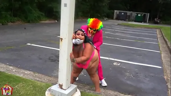 Hot BBW girl gets fucked on the side of the highway by a clown total Tube