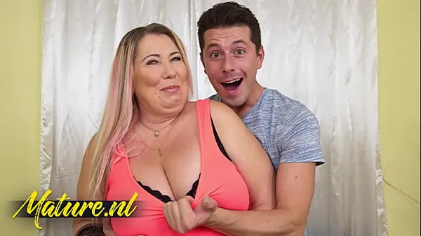Hot BBW MILF With Huge Natural Tits Gets Fucked By Her Horny Neighbor συνολικός σωλήνας