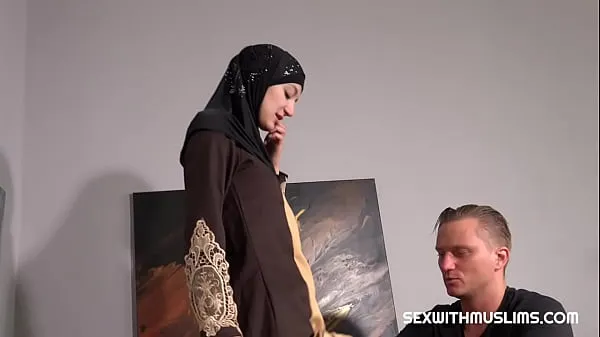 Hot Sexy babe in hijab bought some nice pictures but her man made her give him a nice fuck in exchange for his credit card total Tube
