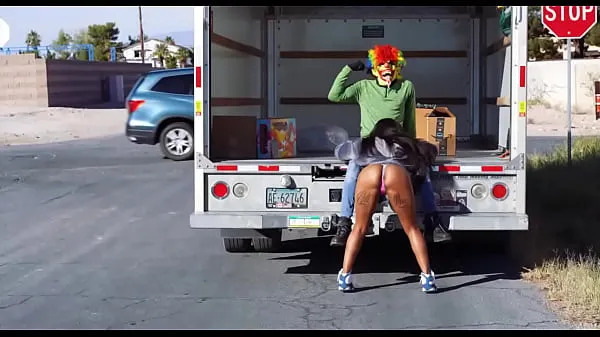 Hot U-Haul Mover Fucks Cali Caliente On The Back Of His Truck total Tube