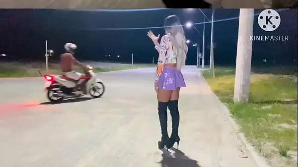 Heet BIKER FUCKING WHORE ON THE STREET totale buis