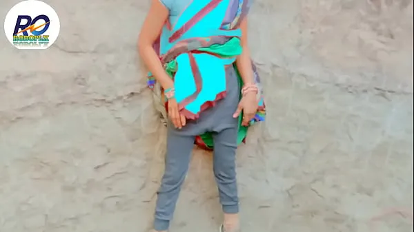 인기 총 Indian Desi roboplx bhabhi ne saree show karke dikhai palambar vale ke chut ghar chudai Gand개 튜브