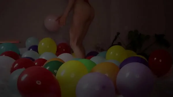 Birthday Balloons. Stuffed & Cum Covered إجمالي الأنبوبة الساخنة