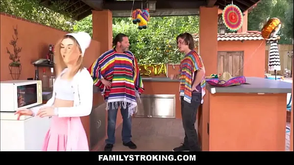 Hotová trubka celkem FamilyStroking - Skinny Blonde Step Sister Fucked By Step Brother During Family Cinco De Mayo Celebration - Demi Hawks, Jack Vegas, Tyler Cruise