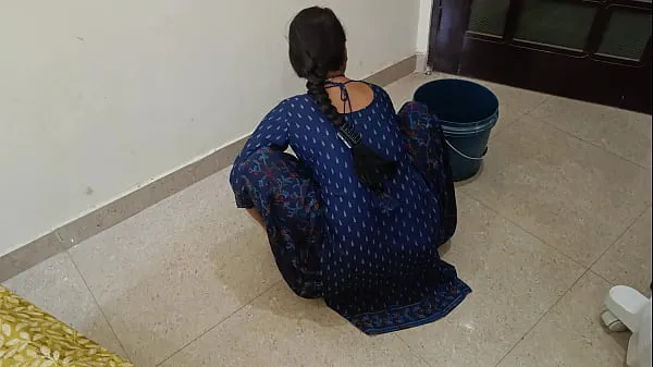 Chaud La belle-soeur mignonne du village indien Desi a été la première fois à baiser avec son beau-frère dans la salle de bain sur un son clair en hindi Tube total