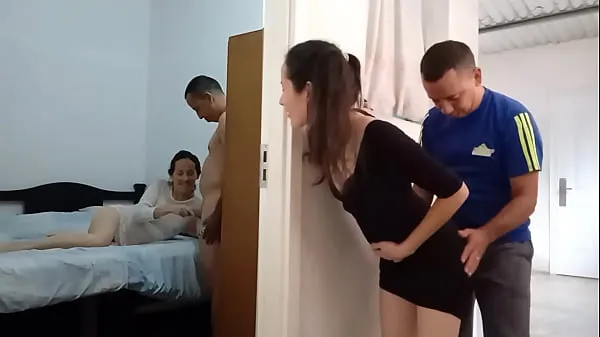 हॉट I see the cuckold fucking in my room while his friend fucks my ass कुल ट्यूब