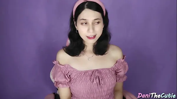 Hot La tua fidanzata transessuale con la faccia da bambola DaniTheCutie vuole un appuntamento romantico, quindi le fai succhiare il tuo cazzo e le sborri nel suo culo succoso per farla tacere Tubo totale