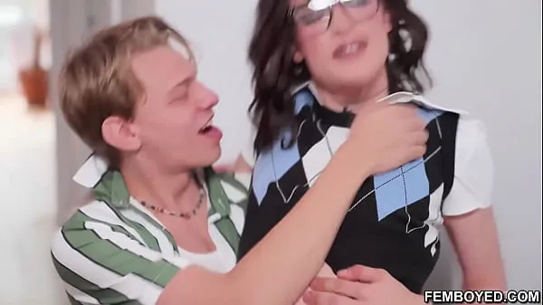 Gorąca Leo Louis fucks his femboy tutor Tootsy over the chair and the table całkowita rura